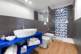 Shabby Chic Seaview Apartments - 6