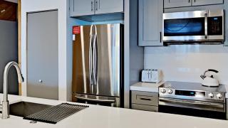 Great 3 Bedroom Condo with Washer and Dryer! - Mammoth Lakes - 2