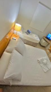 Hotel Canada - 4