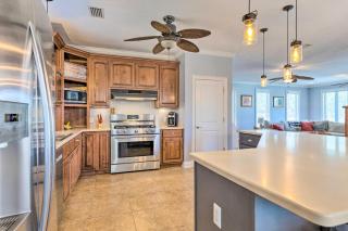 Spacious Gulf Shores Home Private Pool and Deck! - Gulf Shores - 4