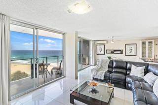 One The Esplanade Apartments on Surfers Paradise - Gold Coast - 3
