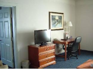 SureStay Plus Hotel by Best Western Billings - 1