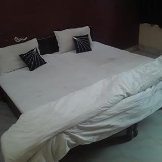 shri bake bihari guest house - Gwalior - 5