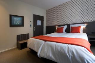 Square Hotel - 9