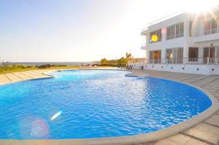 Carlton Luxury Villa - 3