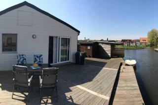Ferienhaus Good Times mit eigenem Steg Ferienpark Vislust Ijsselmeer - Wervershoof - 0