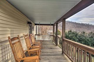 Spacious Faber Home with Yard, Steps to Winery! - 9