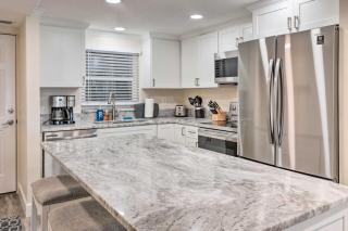 Oceanfront Retreat with Beach and Resort Access! - Daytona Beach Shores - 1