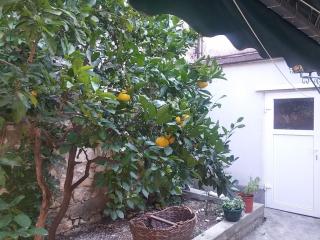 Guesthouse Dante - Tisno - 9