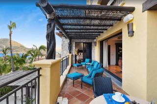 Best Executive-Style Luxury Residence on Property - 7