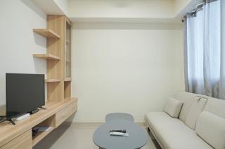 Comfy and Modern 2BR at Meikarta Apartment By Travelio - Bekasi - 8