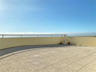 Charming Calheta Plaza Penthouse - Calheta - 1