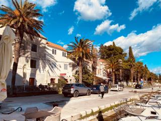 Family house KAŠTELA HOME between Split and Trogir - 1