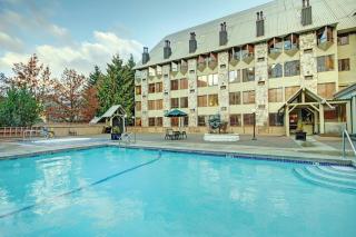 Mountainside Lodge - Whistler - 8