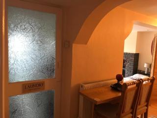 Ground Floor - view of Lighthouse, Garden and Parking - Swansea - 2
