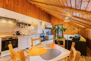 Snug Apartments - Private Parking near DownTown - Braşov - 9