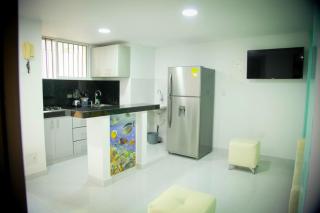 Apartamento Rodadero a media cuadra de la playa - 0