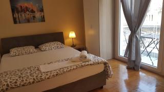 Petrol Apartment- Athens Center, 4 BD, 1 BATH - 4
