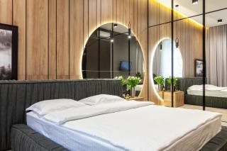 Royal VIP Apartment on Leontovicha 5 - Lviv - 9