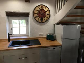 La Tuilerie Grange (Adults only gite) with two en-suite double bedrooms - 3