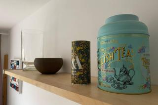Two Bedroom Garden Flat in Zone 2 London - London - 9