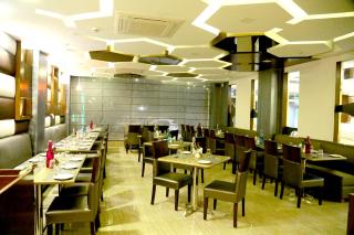 Hotel S C Residency - Zirakpur - 5