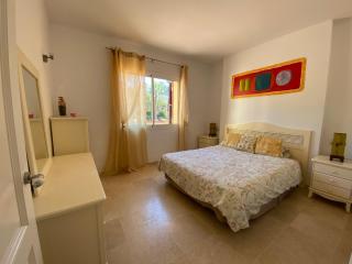 Apartamento con piscina ,playa con vistas panorámicas en la Marina de Sotogrande - San Roque - 6