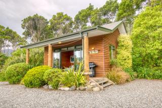 Paparoa Beach Hideaway with Hot Tub - Barrytown - 9