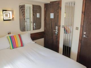Guest And The City - Brighton & Hove - 5