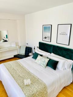 Hotel Carbonell - 0