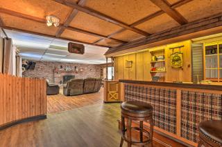 Serene Saxton Lodge 7 Mi to Lake Raystown! - Barnettstown - 1