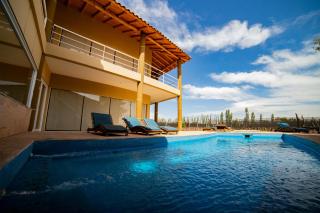 Chaglasian Wine & Suites - San Rafael - 0