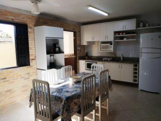 Linda casa c/ piscina e conforto próximo do Mar - 2