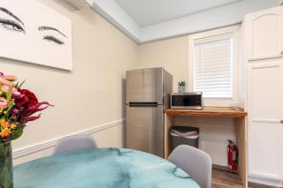 Modern Duplex Downtown AC Walkable - Traverse City - 2