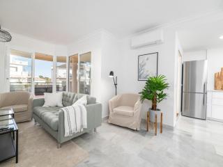 Señorío de aloha 2 bedroom within walking distance to Puerto Banus - Marbella - 3