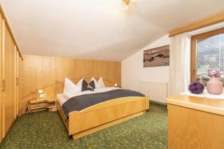 Haus Jochler - Ried im Zillertal - 5