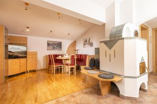 Haus Jochler - Ried im Zillertal - 2