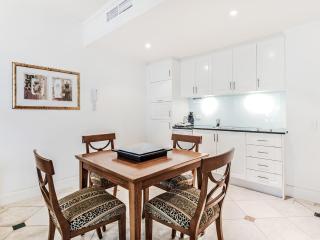 Laguna On Hastings 114 Hastings Street 32 - Noosa Heads - 6