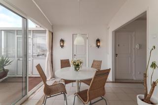 Panoramic Faro Apartment - 1