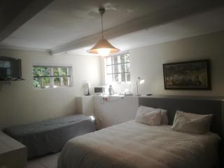Valley Guest House - Port Elizabeth - 4