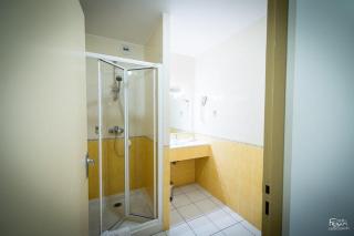 Hotel Le Lion d'Or - Saint-Geniez-dʼOlt - 9
