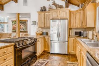 Lazy Bear Retreat - Mevers - 1