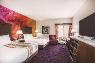 La Quinta by Wyndham Chambersburg - 2