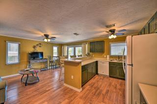 Gulfview Lido Key Gem - Walk to Beach and Shops - 2