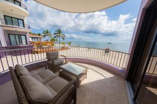Diamante Beachfront Suites - San Pedro - 4