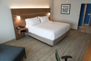Holiday Inn Express & Suites - Merrillville by IHG - Merrillville - 3