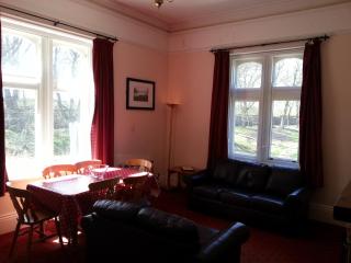 Hargate Hall Self Catering - Buxton - 3