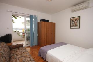Apartments by the sea Posedarje, Novigrad - 6617 - 2