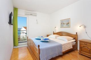 Apartment Duce 2737a - Duće - 2
