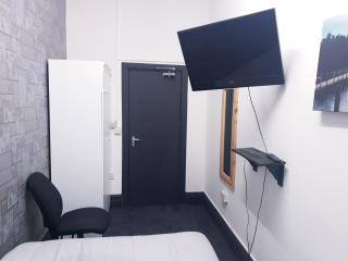 Townhouse 105 - Huddersfield - 5